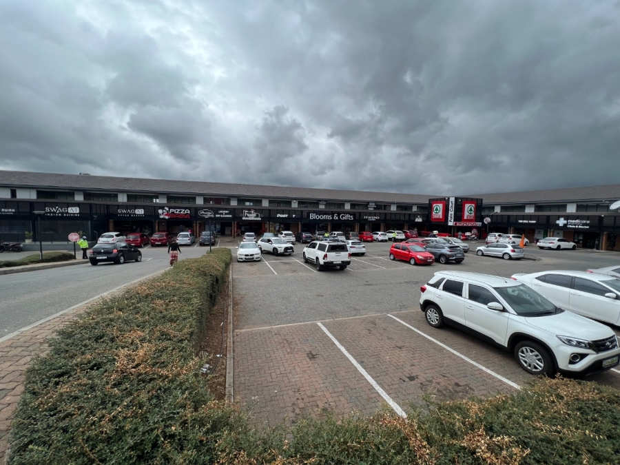 To Let Commercial Property for Rent in Weltevreden Park Gauteng