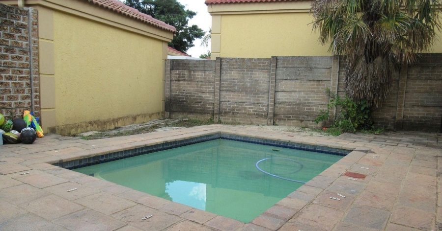 3 Bedroom Property for Sale in Barbeque Downs Gauteng