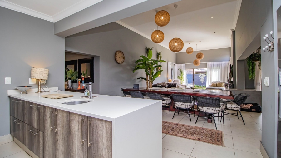4 Bedroom Property for Sale in Serengeti Lifestyle Estate Gauteng