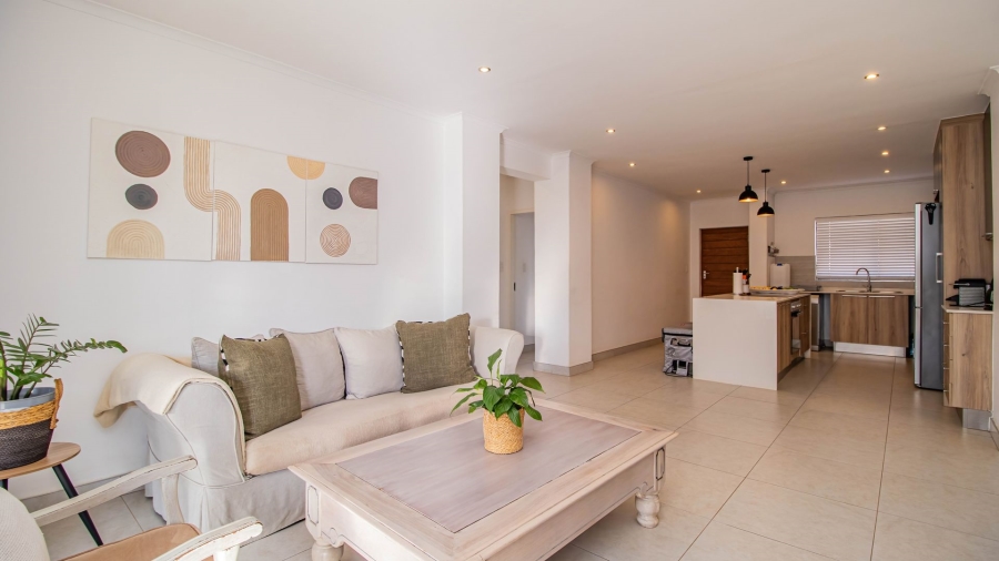 3 Bedroom Property for Sale in Olivewood Gauteng