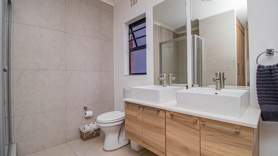 3 Bedroom Property for Sale in Olivewood Gauteng