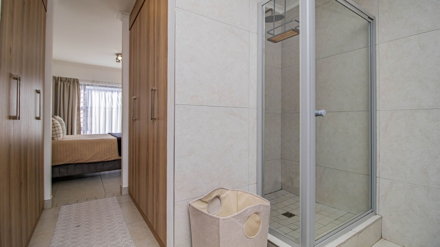 3 Bedroom Property for Sale in Olivewood Gauteng