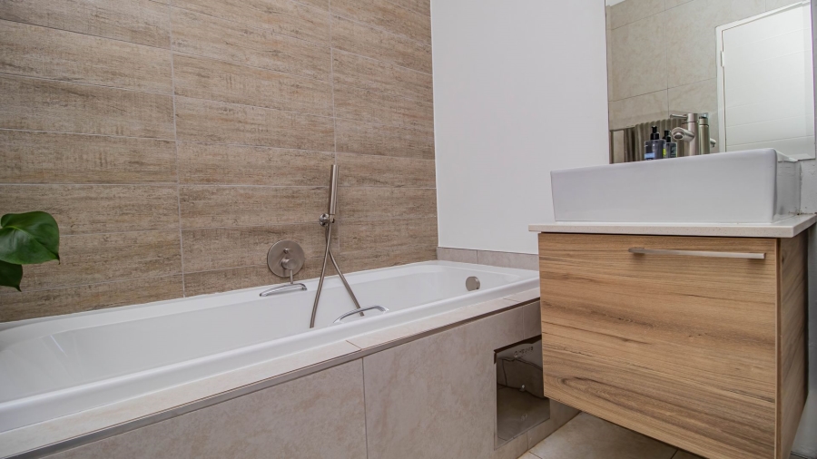 3 Bedroom Property for Sale in Olivewood Gauteng