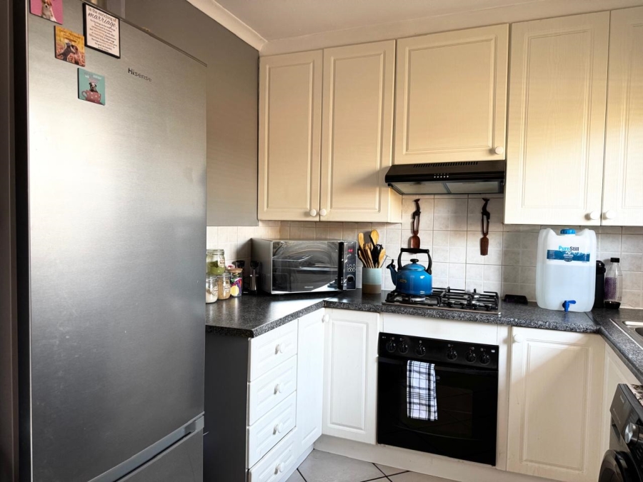 2 Bedroom Property for Sale in Amberfield Gauteng
