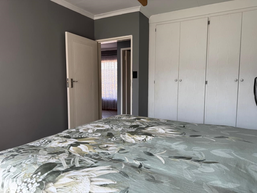 2 Bedroom Property for Sale in Amberfield Gauteng