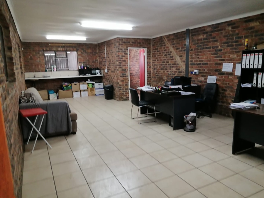 To Let Commercial Property for Rent in Pomona Gauteng