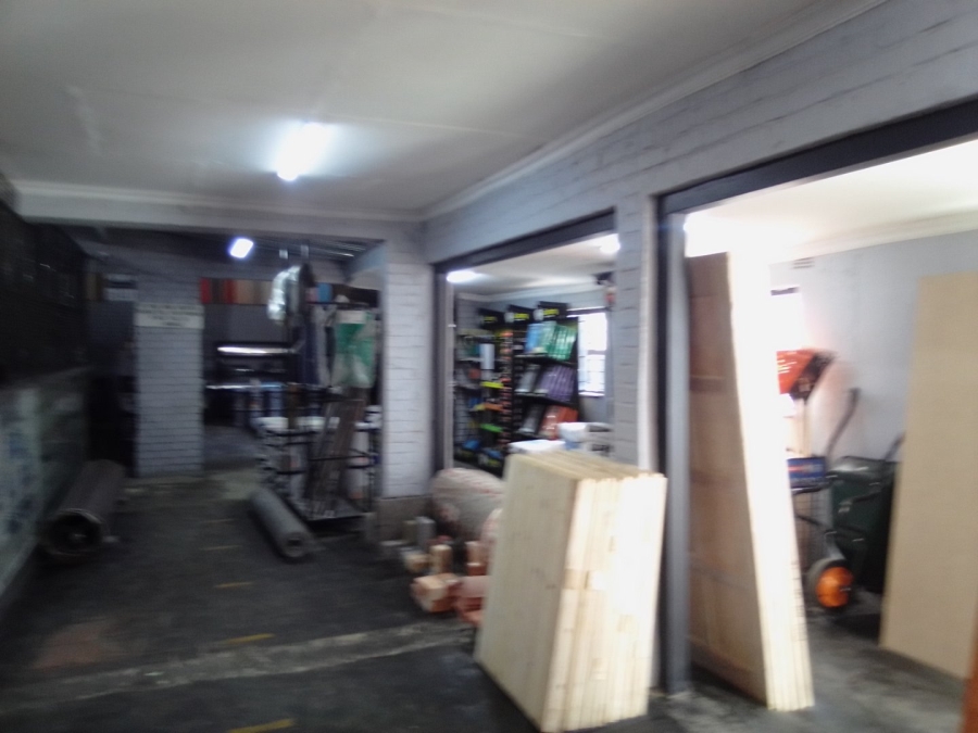 To Let Commercial Property for Rent in Mqantsa Gauteng