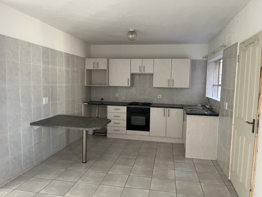 2 Bedroom Property for Sale in Edenvale Central Gauteng