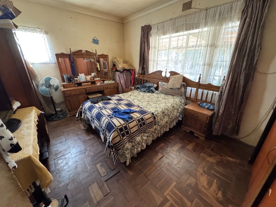 3 Bedroom Property for Sale in Rhodesfield Gauteng