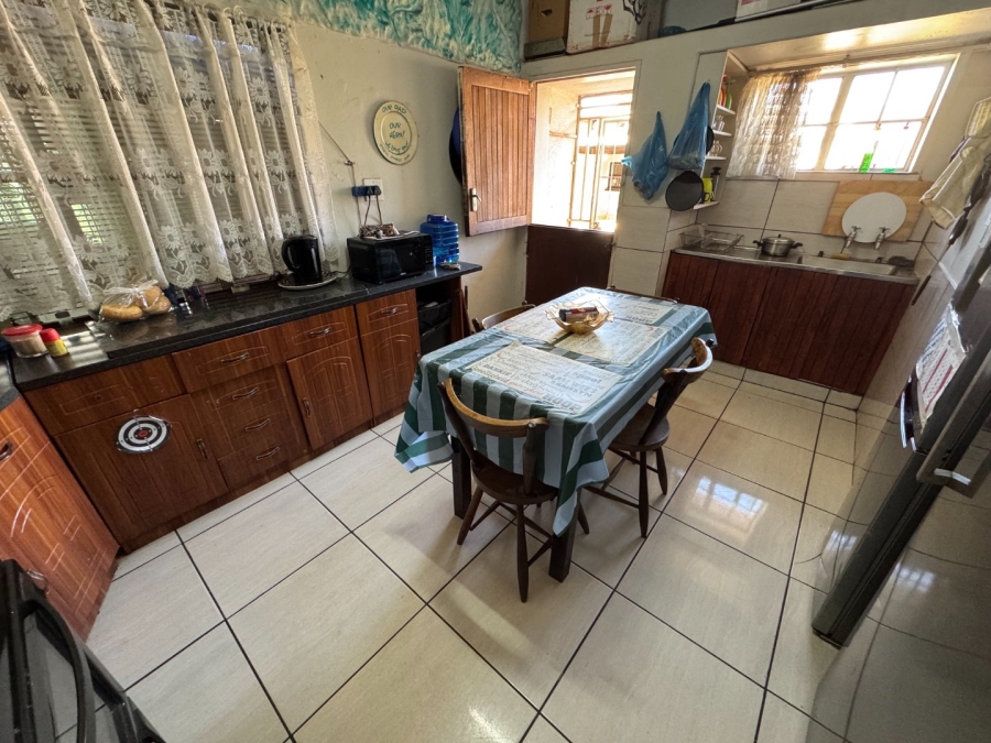 3 Bedroom Property for Sale in Rhodesfield Gauteng