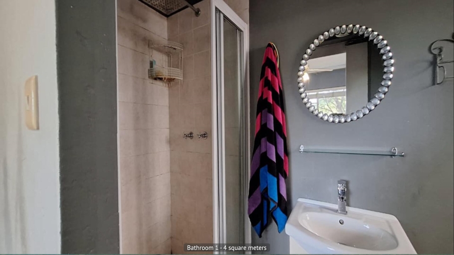 2 Bedroom Property for Sale in Broadacres Gauteng