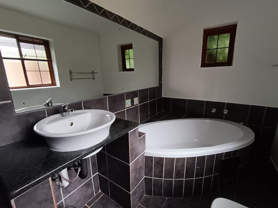 4 Bedroom Property for Sale in Rietondale Gauteng