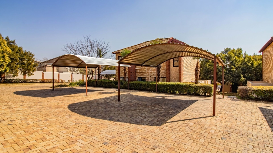 2 Bedroom Property for Sale in Kengies Gauteng
