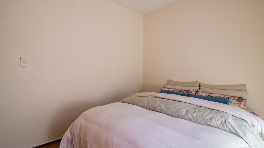2 Bedroom Property for Sale in Kengies Gauteng