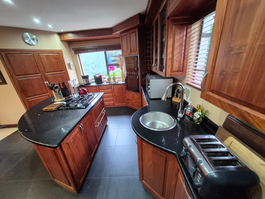 3 Bedroom Property for Sale in Elardus Park Gauteng