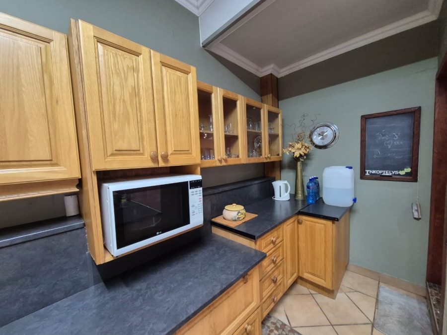 3 Bedroom Property for Sale in Elardus Park Gauteng