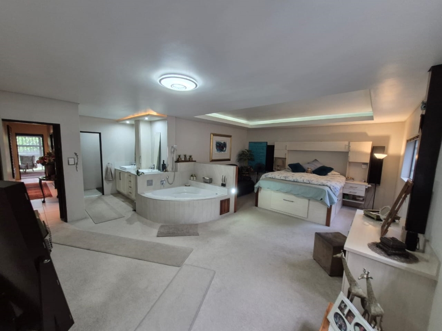 3 Bedroom Property for Sale in Elardus Park Gauteng