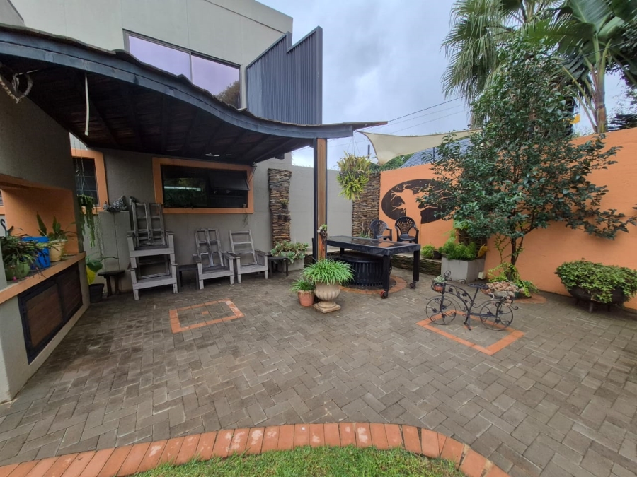 3 Bedroom Property for Sale in Elardus Park Gauteng