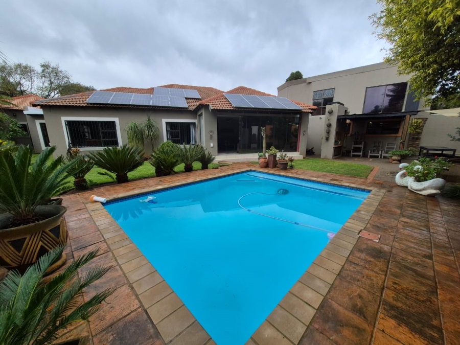 3 Bedroom Property for Sale in Elardus Park Gauteng
