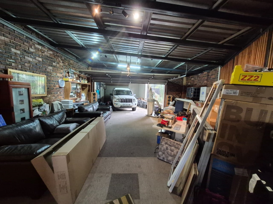 3 Bedroom Property for Sale in Elardus Park Gauteng