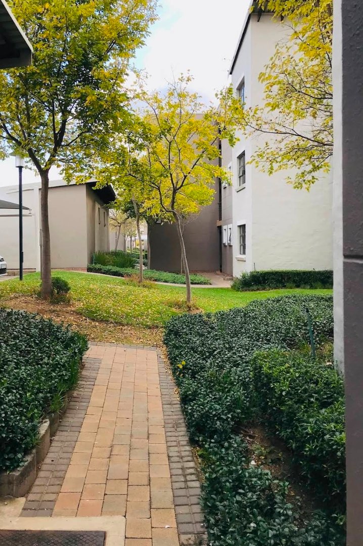 To Let 1 Bedroom Property for Rent in Dainfern Gauteng