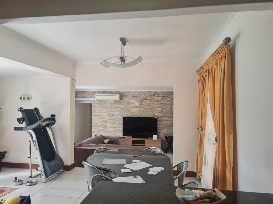 3 Bedroom Property for Sale in Glenvista Gauteng