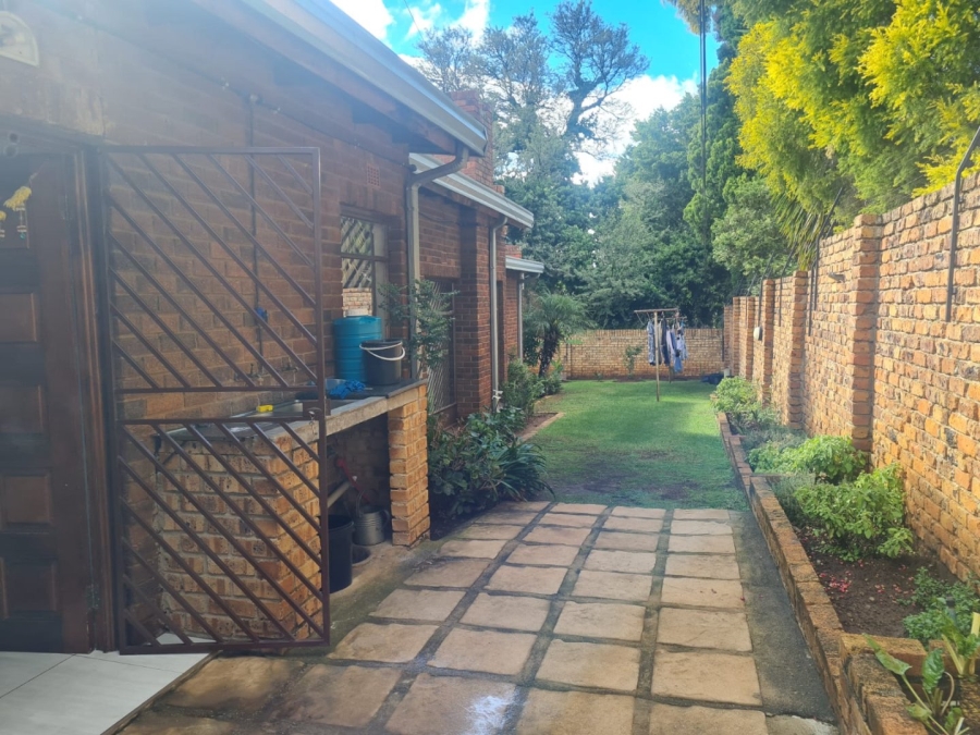 3 Bedroom Property for Sale in Glenvista Gauteng