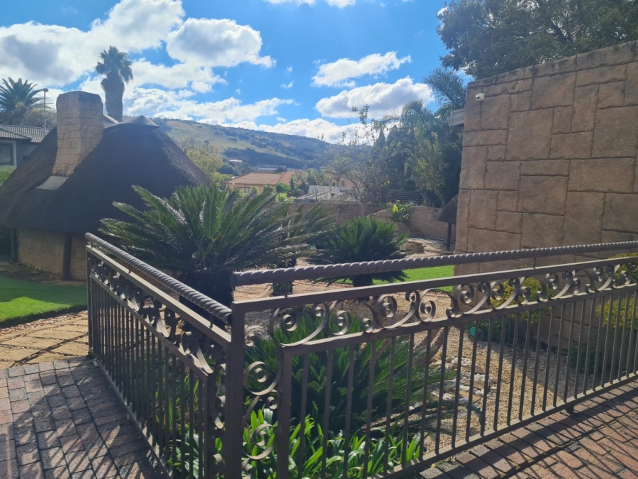 3 Bedroom Property for Sale in Glenvista Gauteng