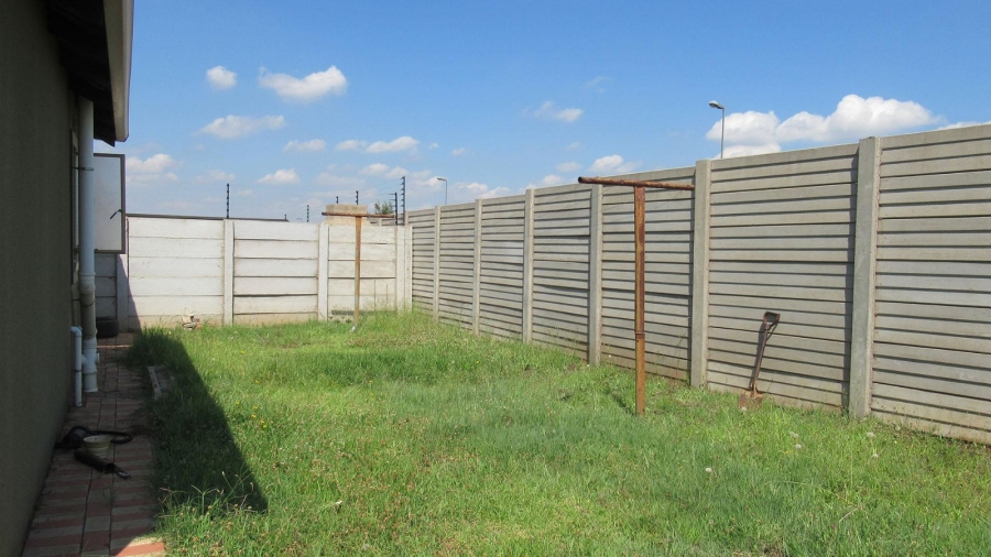 3 Bedroom Property for Sale in Sky City Gauteng