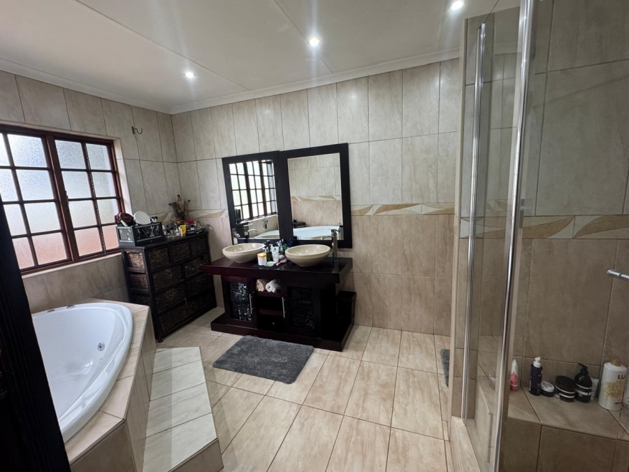 4 Bedroom Property for Sale in Valhalla Gauteng