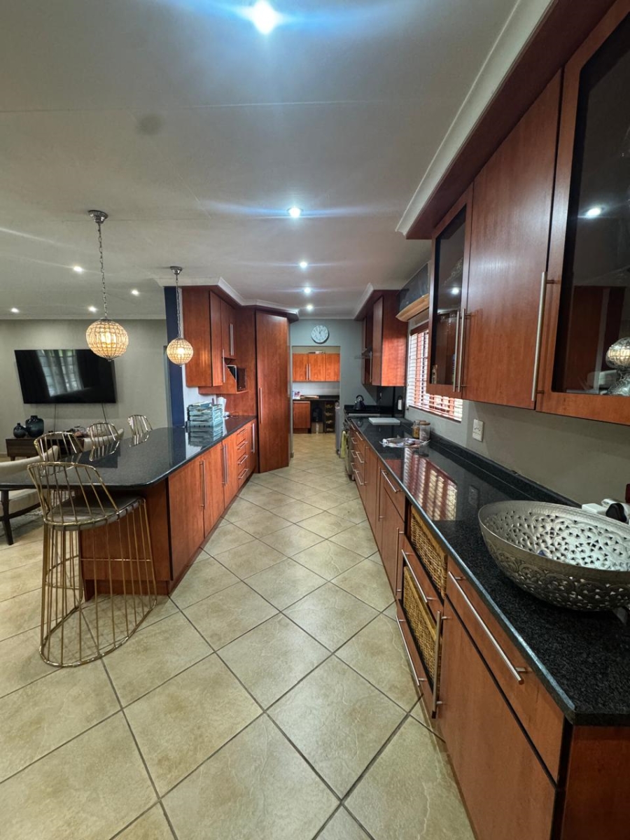 4 Bedroom Property for Sale in Valhalla Gauteng