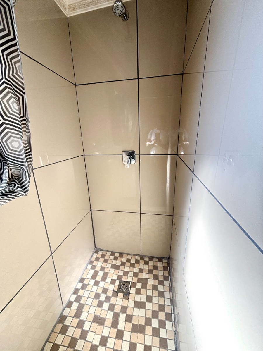 To Let 1 Bedroom Property for Rent in Klipspruit Gauteng