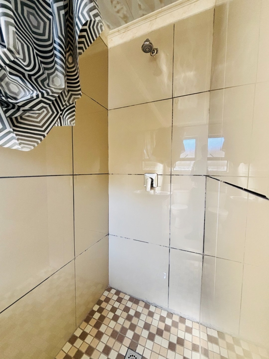 To Let 1 Bedroom Property for Rent in Klipspruit Gauteng
