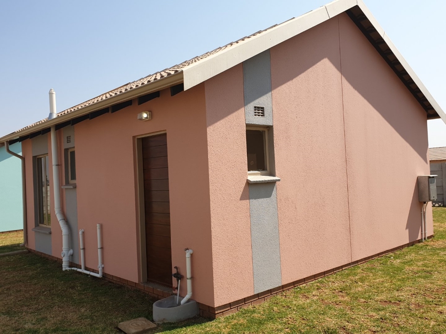 2 Bedroom Property for Sale in Sky City Gauteng