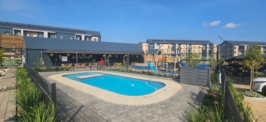 2 Bedroom Property for Sale in Castle Gate Gauteng