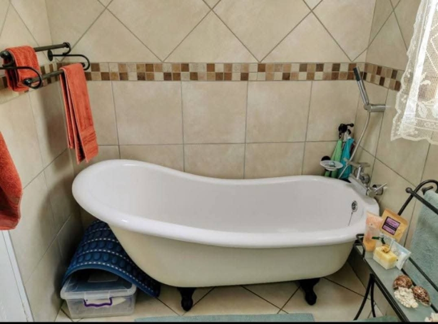 3 Bedroom Property for Sale in Valhalla Gauteng