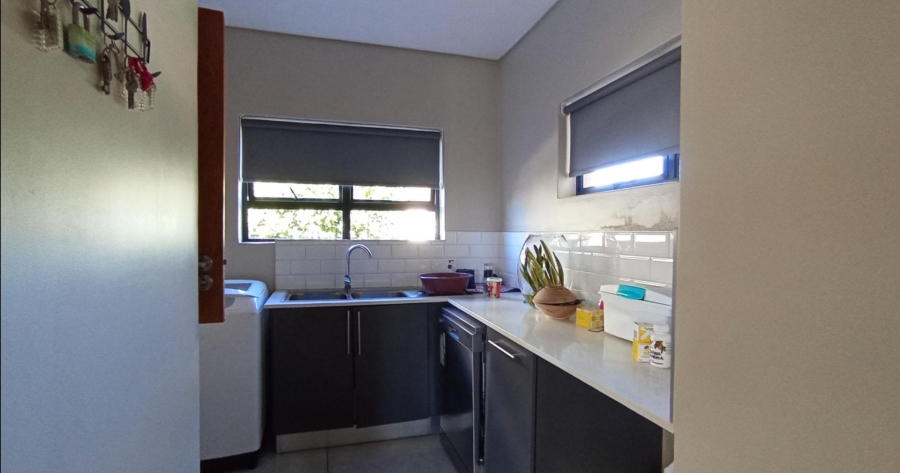 3 Bedroom Property for Sale in Midstream Ridge Gauteng