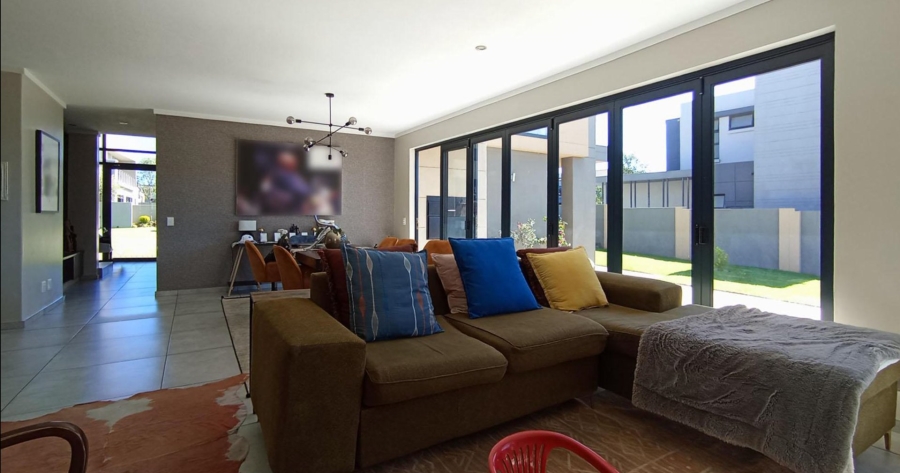 3 Bedroom Property for Sale in Midstream Ridge Gauteng