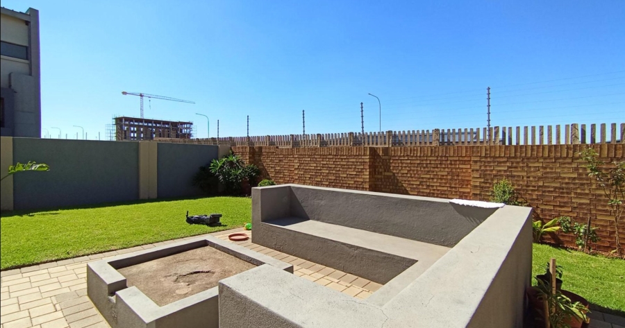 3 Bedroom Property for Sale in Midstream Ridge Gauteng