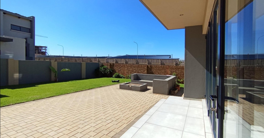 3 Bedroom Property for Sale in Midstream Ridge Gauteng