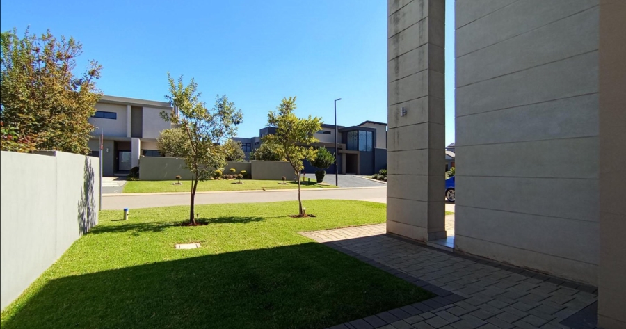 3 Bedroom Property for Sale in Midstream Ridge Gauteng