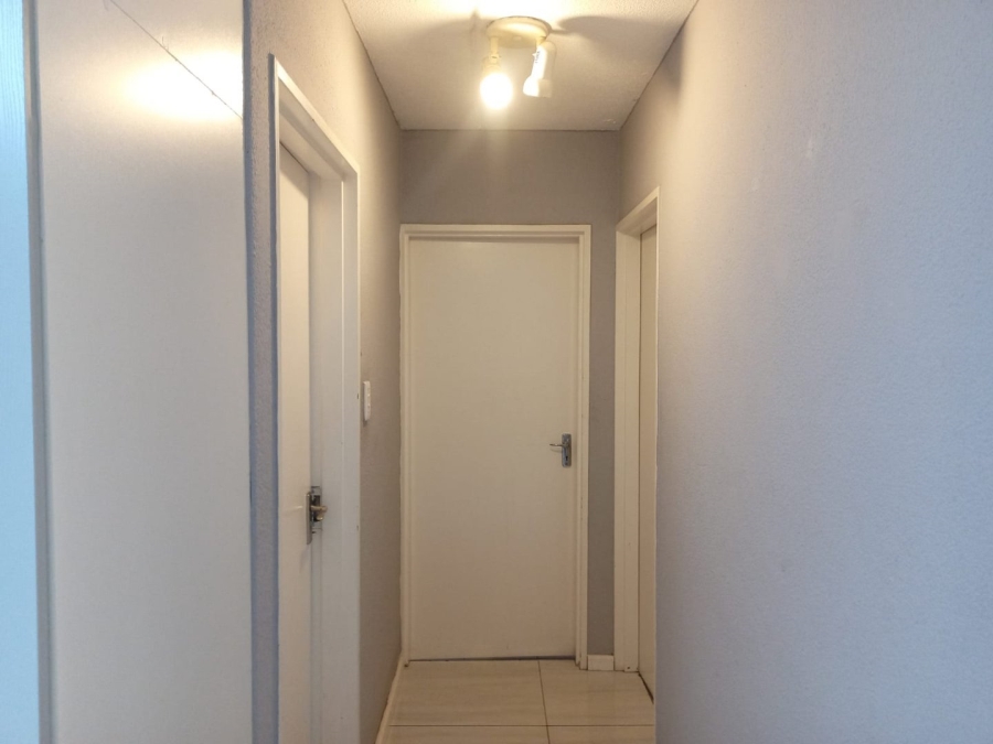 2 Bedroom Property for Sale in Liefde en Vrede Gauteng