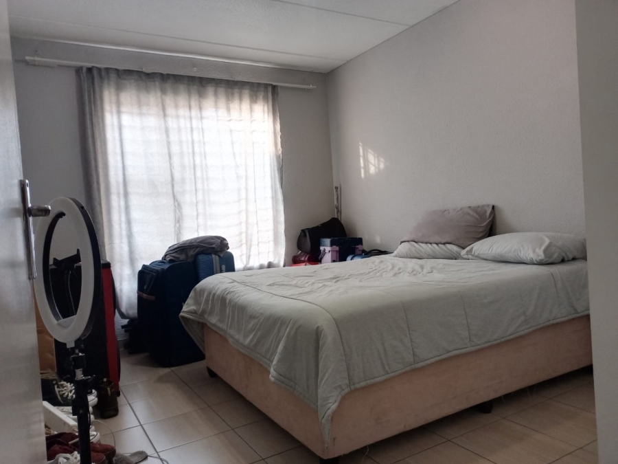 2 Bedroom Property for Sale in Liefde en Vrede Gauteng