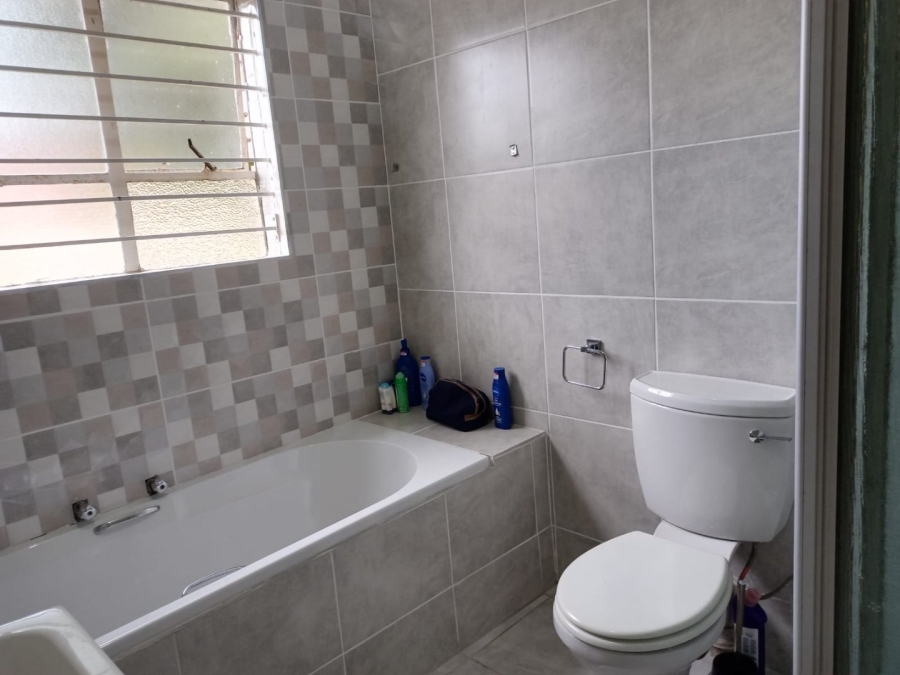 2 Bedroom Property for Sale in Liefde en Vrede Gauteng