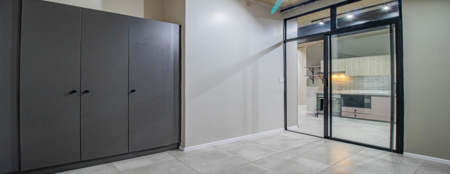 2 Bedroom Property for Sale in Sandown Gauteng