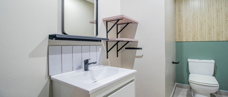 2 Bedroom Property for Sale in Sandown Gauteng