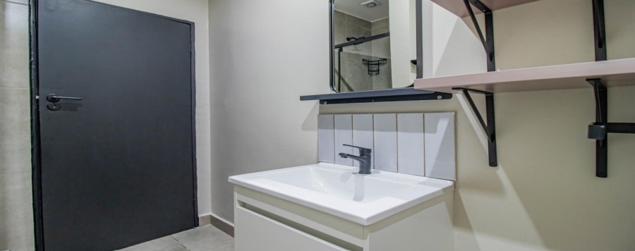 2 Bedroom Property for Sale in Sandown Gauteng