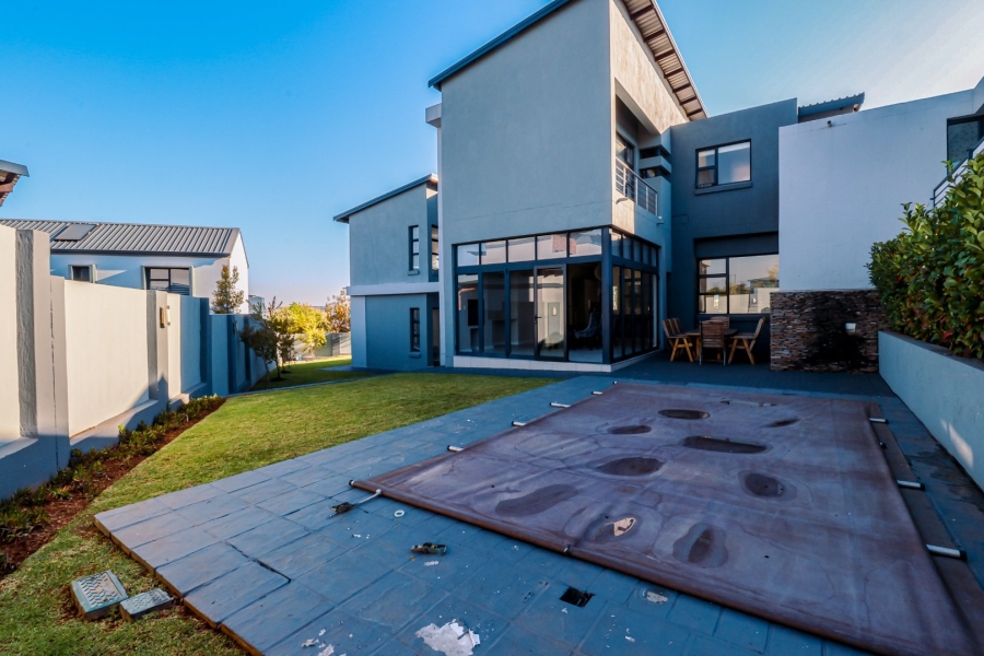 4 Bedroom Property for Sale in Midstream Ridge Gauteng
