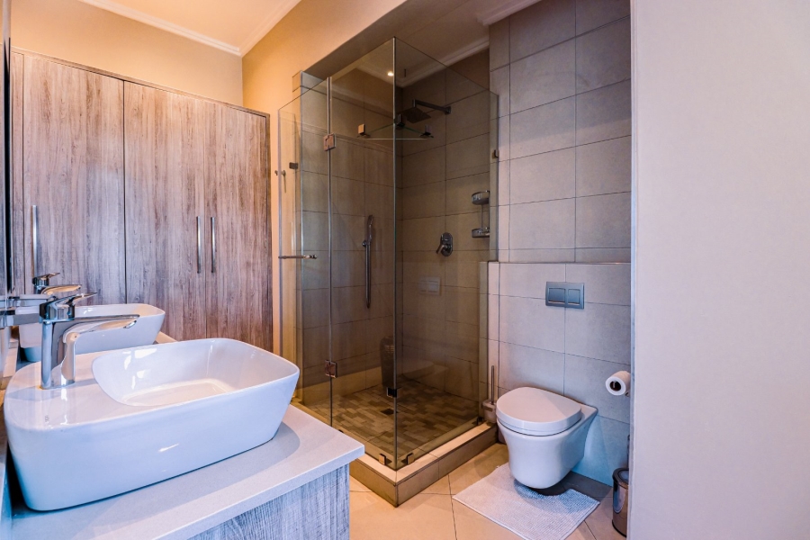 4 Bedroom Property for Sale in Midstream Ridge Gauteng