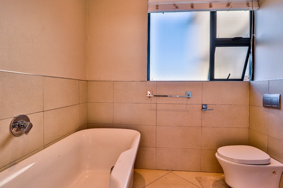 4 Bedroom Property for Sale in Midstream Ridge Gauteng